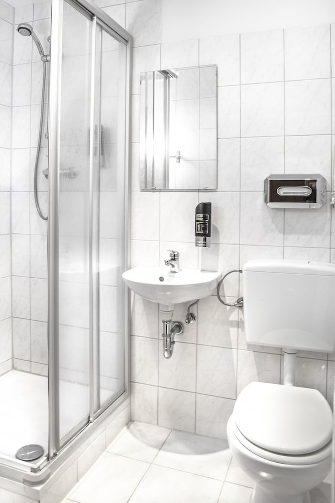 Comfort Double or Twin Room, Private Bathroom photo 2