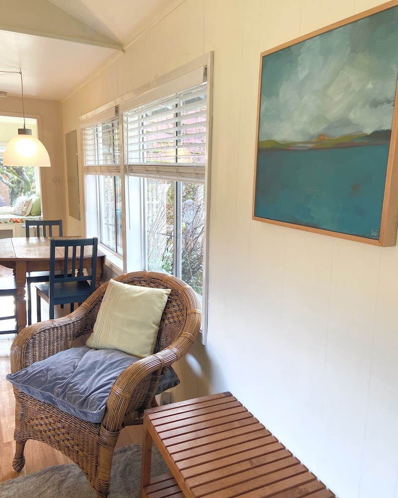 Cottage, 1 Queen Bed, Kitchen, Garden View photo 3
