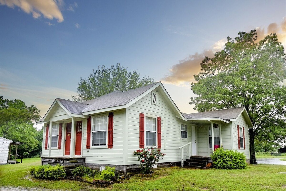 Standard Cottage, 3 Bedrooms, Non Smoking (Meme's House) photo 2