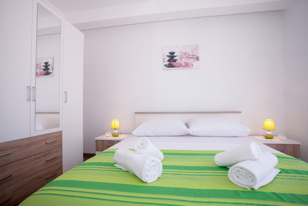 Standard Apartment, Balcony, Sea View photo 1