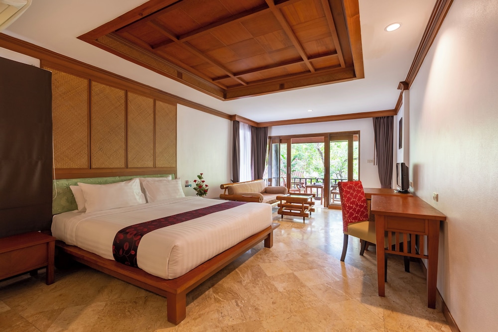 Deluxe Room - Photo 2