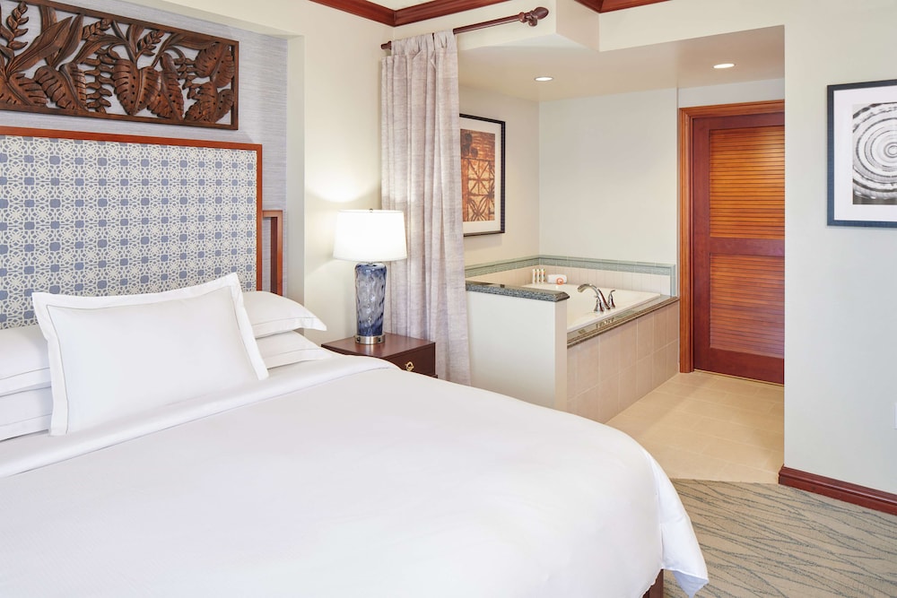 Suite, 2 Bedrooms, Accessible (Penthouse, Hearing, Roll-in Shower)
