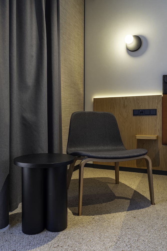 Twin Room - Photo 4