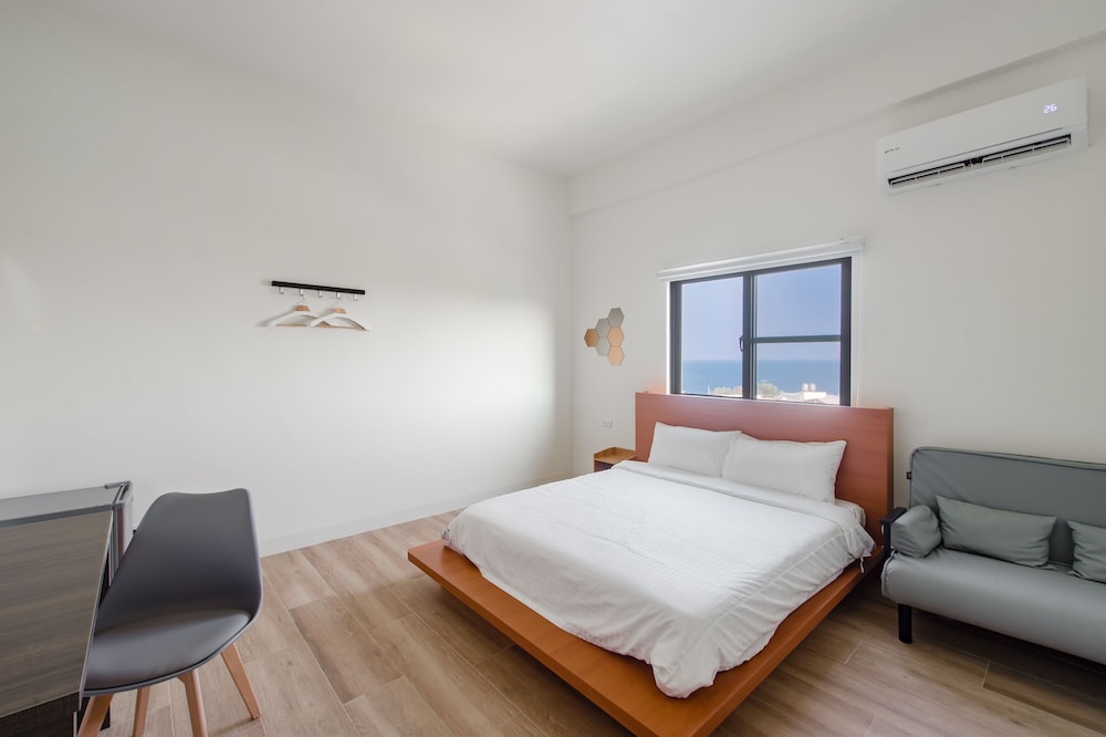 Double Room - Photo 13