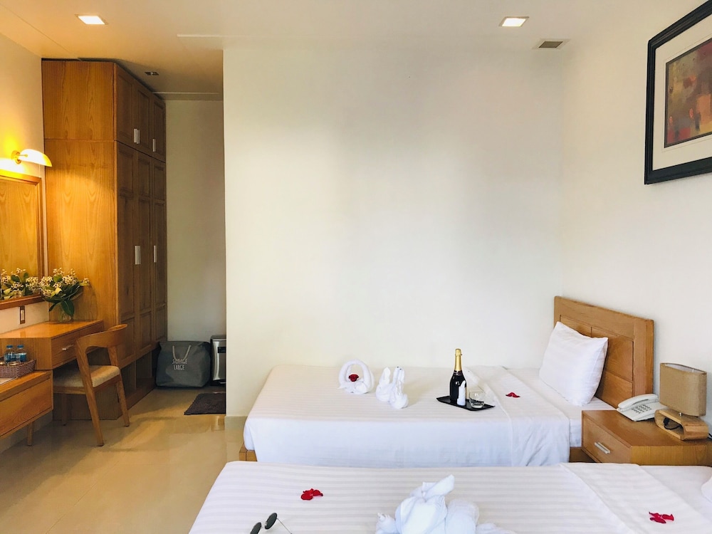 Superior Double Or Twin Room, Pool View photo 2