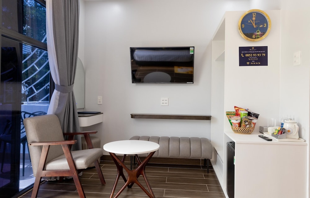 Deluxe Triple Room photo 3