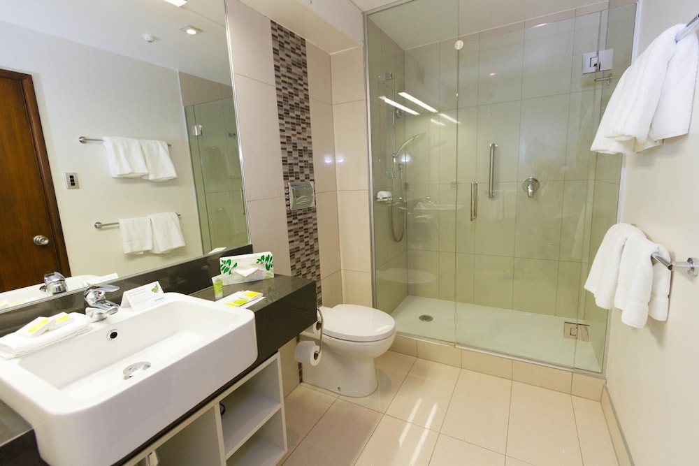 Superior Suite - Photo 4