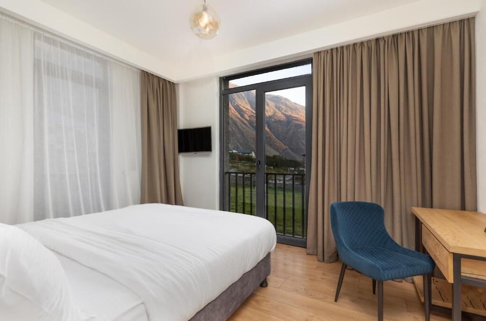 Panorama Double Room with Back view & French Balcony photo 1