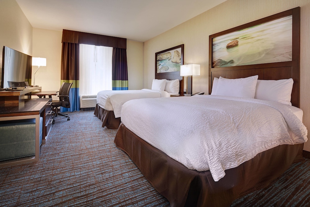 Fairfield Inn & Suites by Marriott San Diego Carlsbad, Photo 2