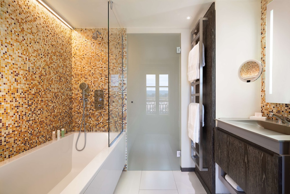 Village Suite photo 3
