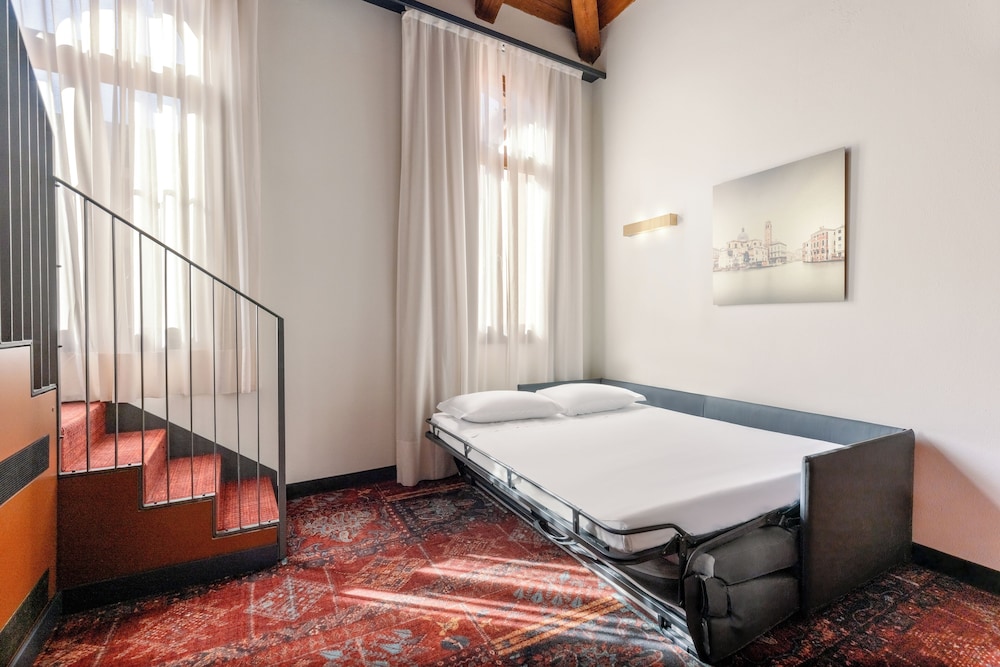 Junior Suite (Triple | Family)