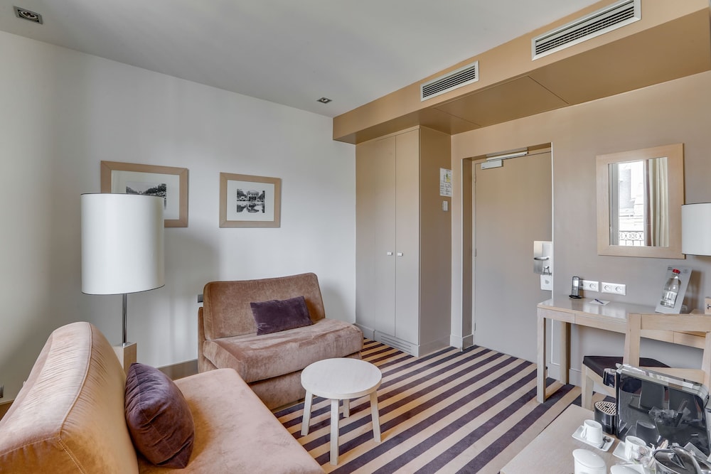 Family Suite, Private Bathroom