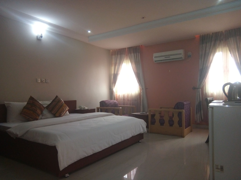 Executive Room photo 2