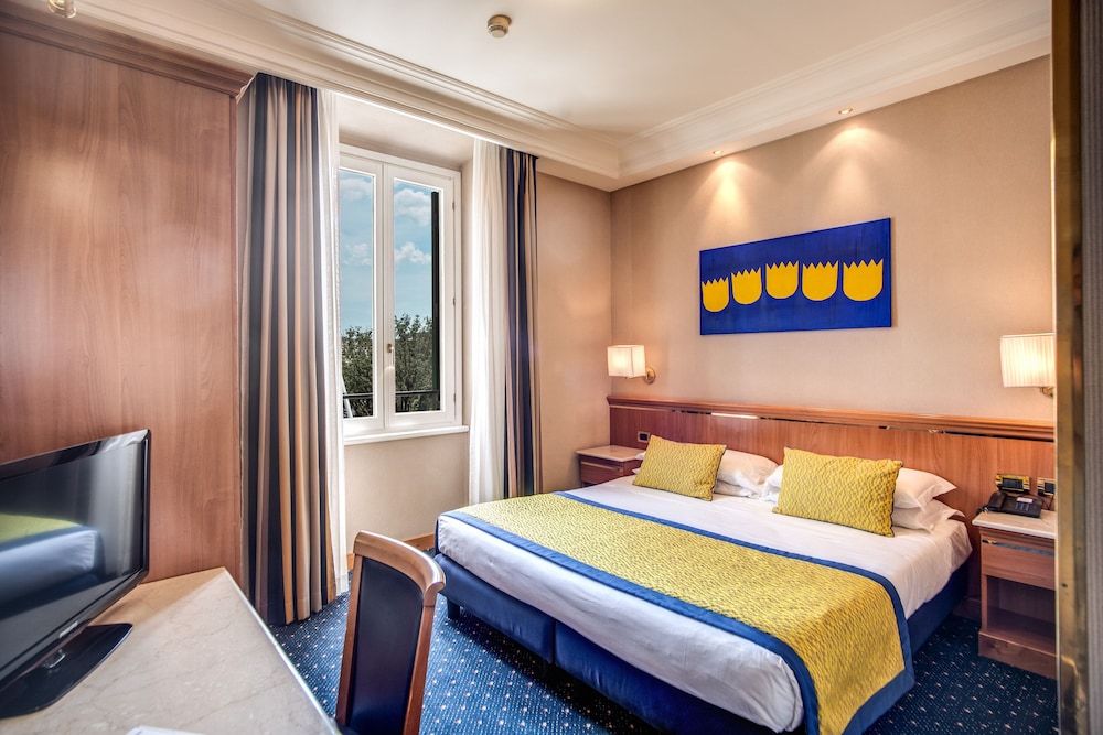 Available room