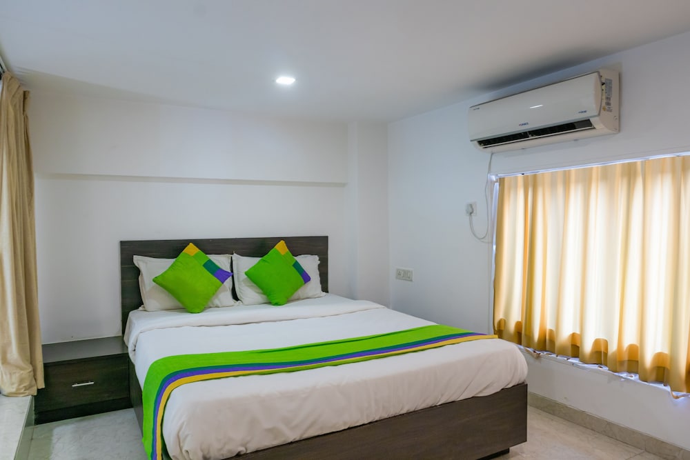 Deluxe Room - Photo 3