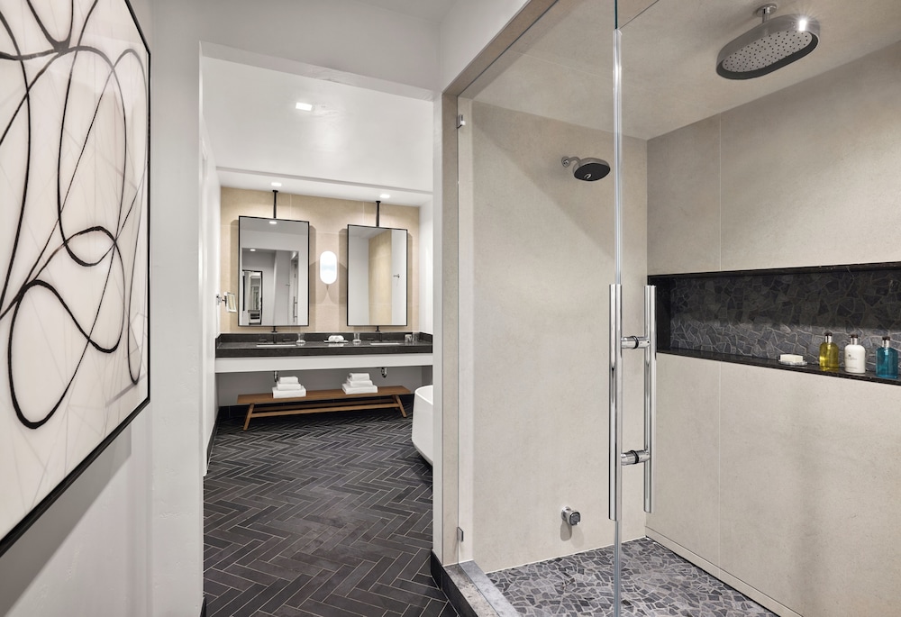 Yountville Suite, Newly Renovated - Photo 8