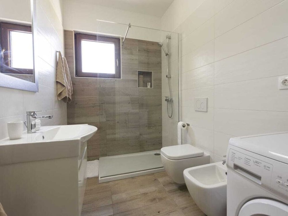 House photo 3