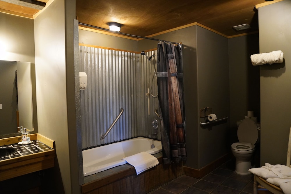 Room, Private Bathroom (Postrock Room) photo 2