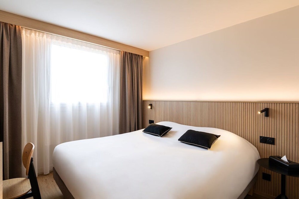 Business Room (Cosy) - Photo 1