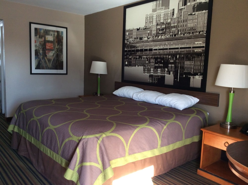 Standard Room, 1 King Bed photo 1
