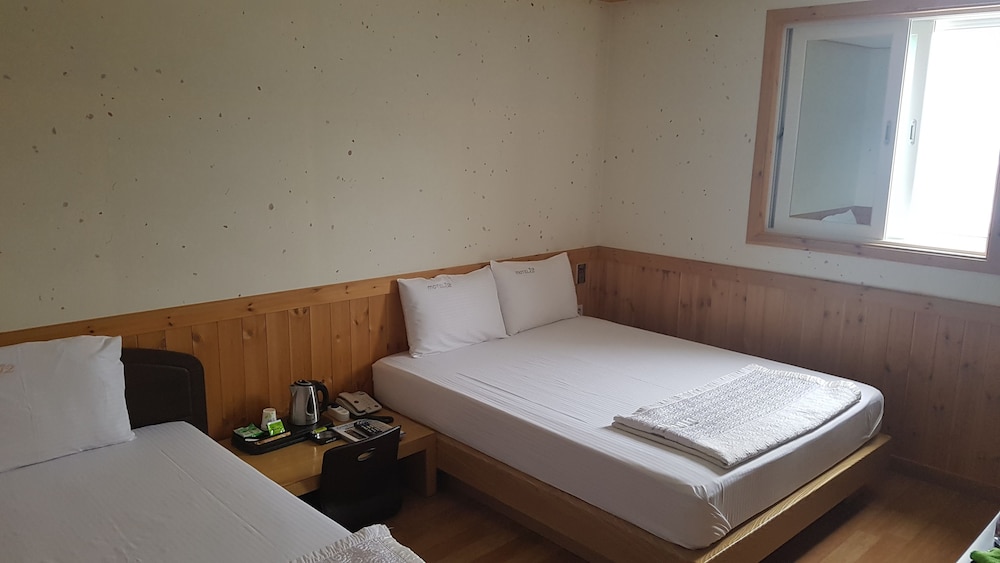 Twin Room photo 2