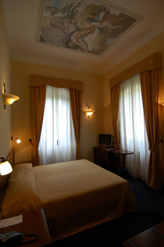 Double Room Single Occupancy photo 2