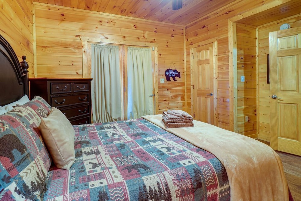 Gatlinburg Getaway - Private Theater Hot Tub, Kuva 32