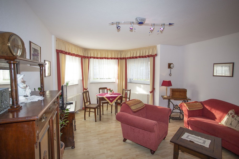 Standard Apartment, Private Bathroom (Im Souterrain 3)