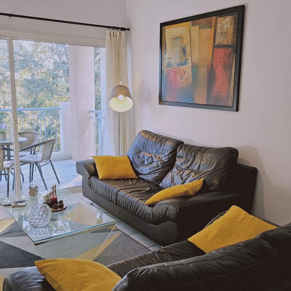 Apartment photo 3