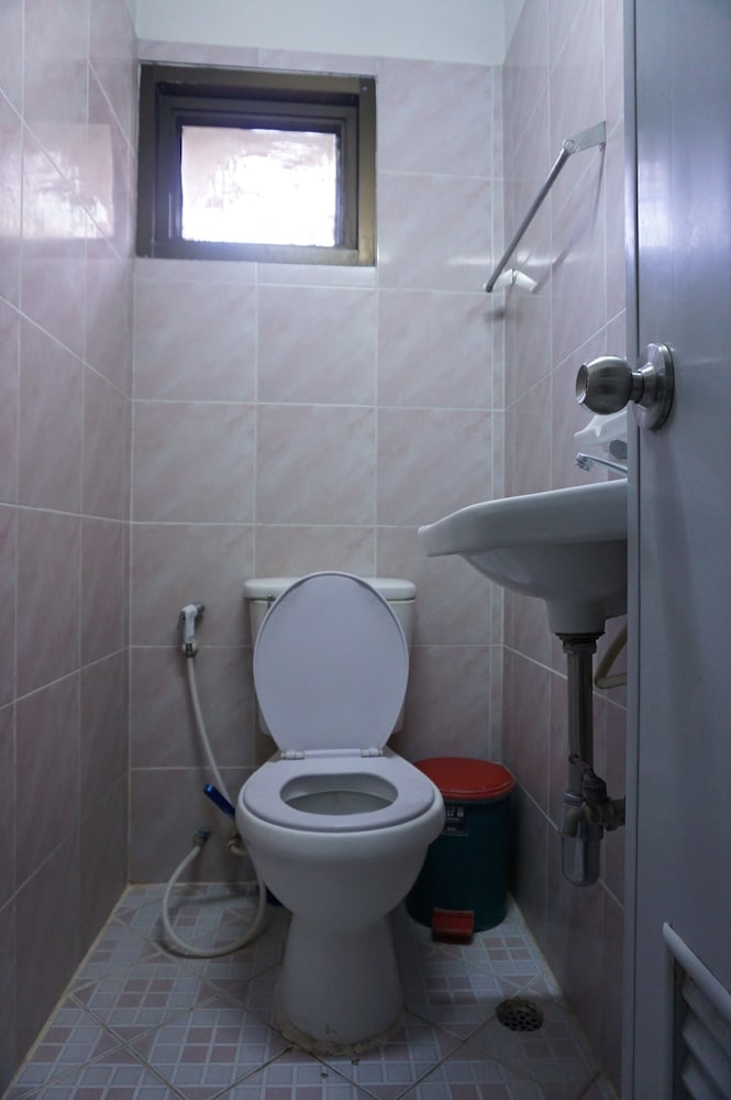 Fan Double Room with Private Bathroom photo 3