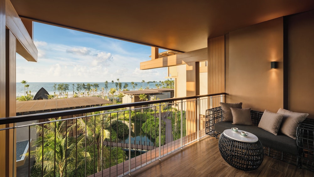 Standard Room, 2 Double Beds, Ocean View - Photo 5