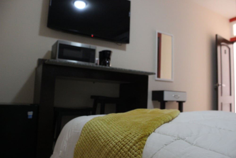Junior Suite, 1 King Bed photo 3