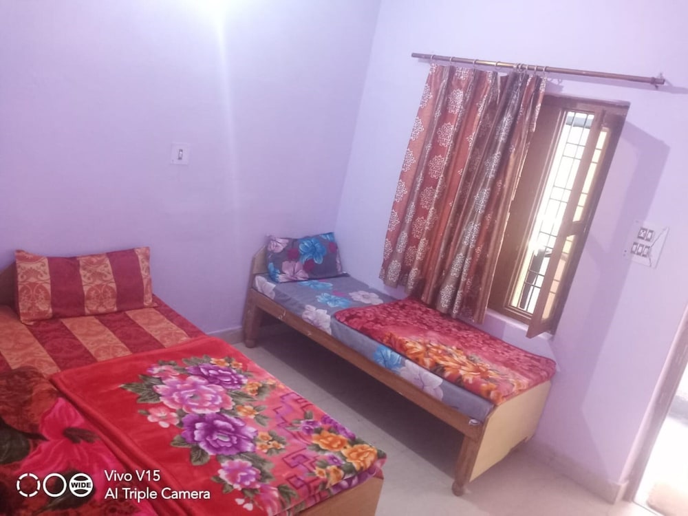 Deluxe Triple Room photo 2