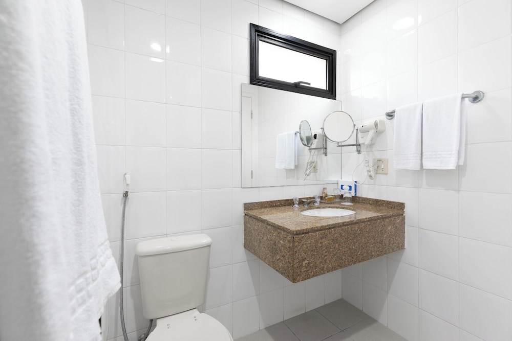 Junior Suite, 2 Bedrooms - Photo 5