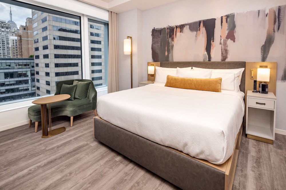 Studio, 1 King Bed, Accessible (Plus, Hearing)