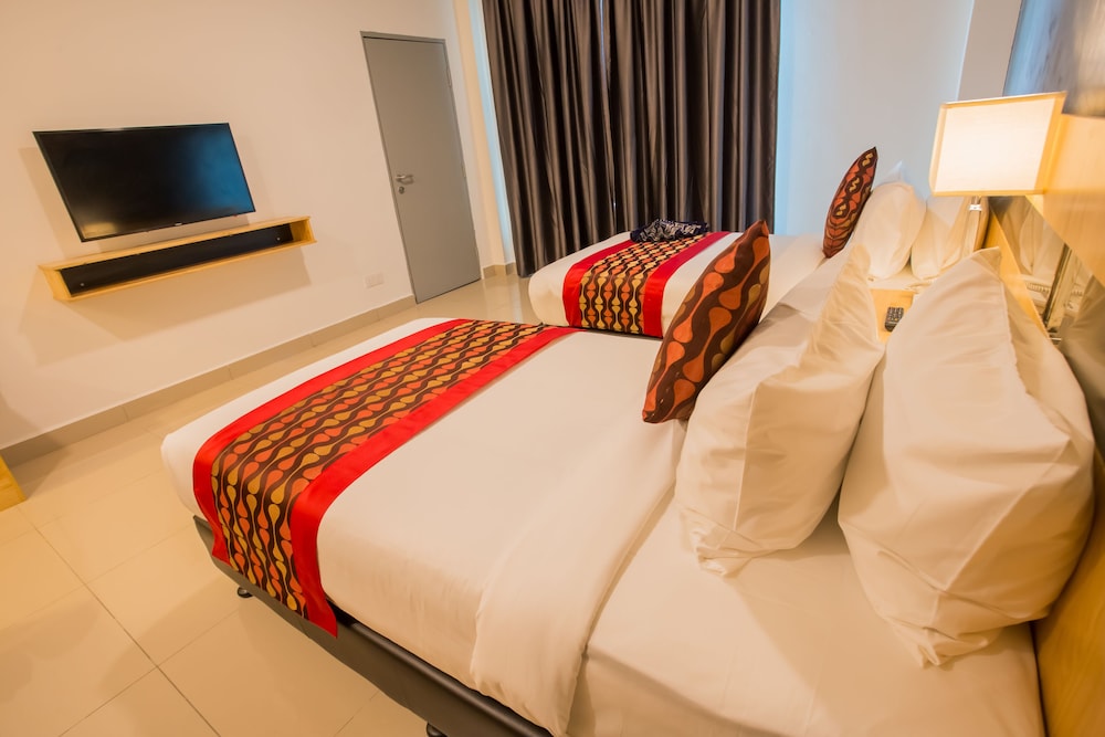 Deluxe Twin Room - Photo 10