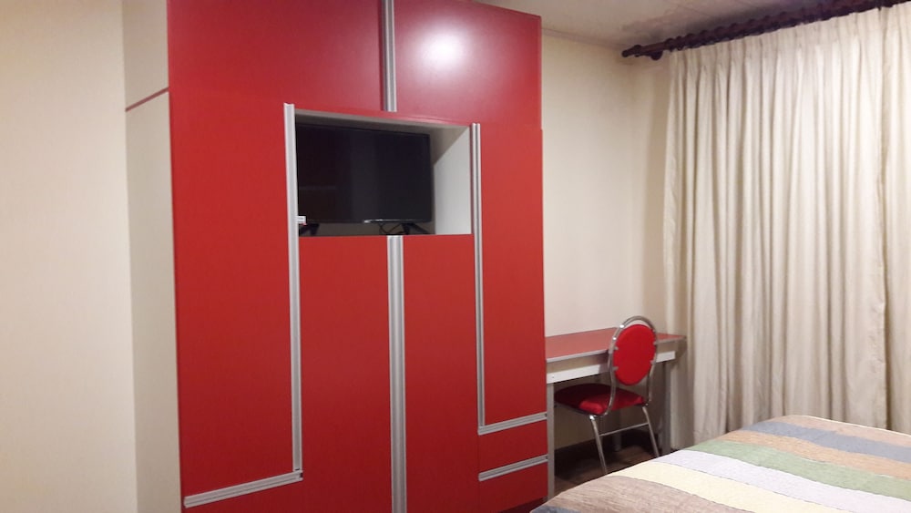 Single Room, Private Bathroom photo 2