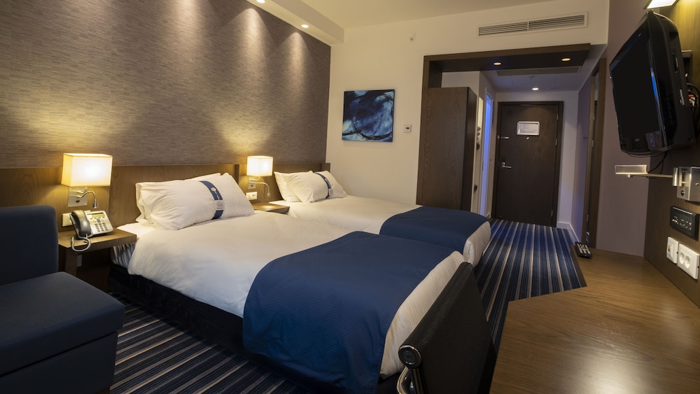 Standard Twin Room photo 1