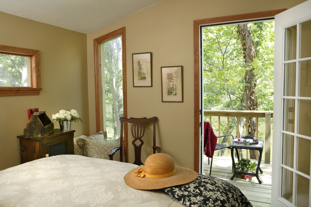 Tom Sawyer Cottage photo 2