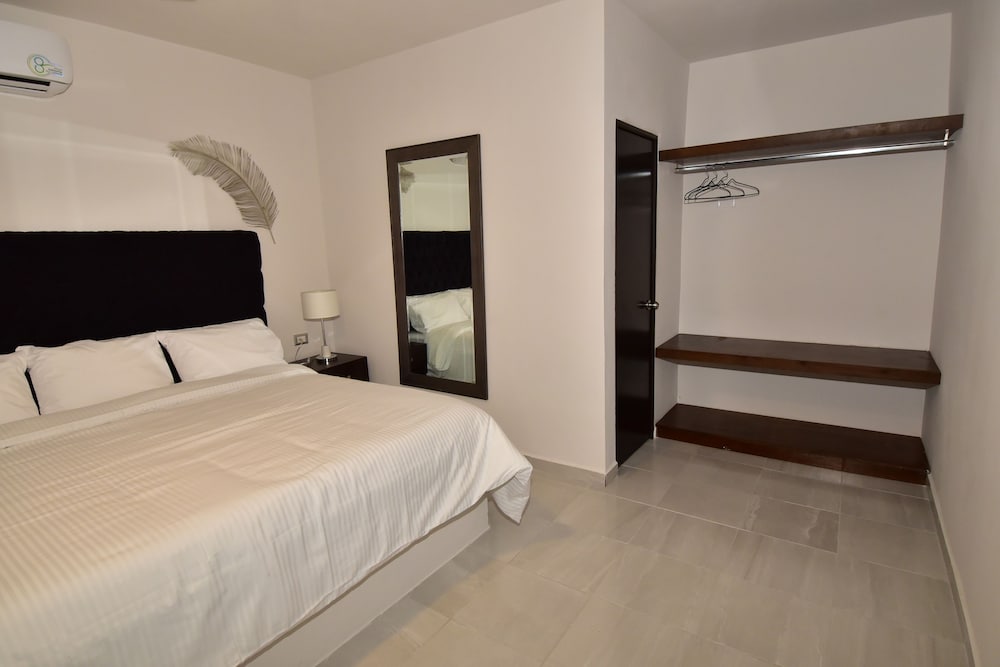 Classic Double Room, 1 King Bed photo 2