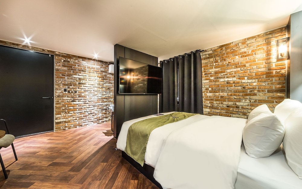 Room (VIP (OTT)) photo 1