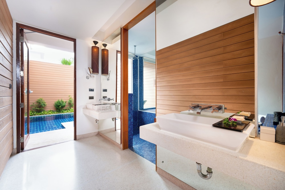 Pool Villa With Loft - Free Daily Minibar - Photo 13