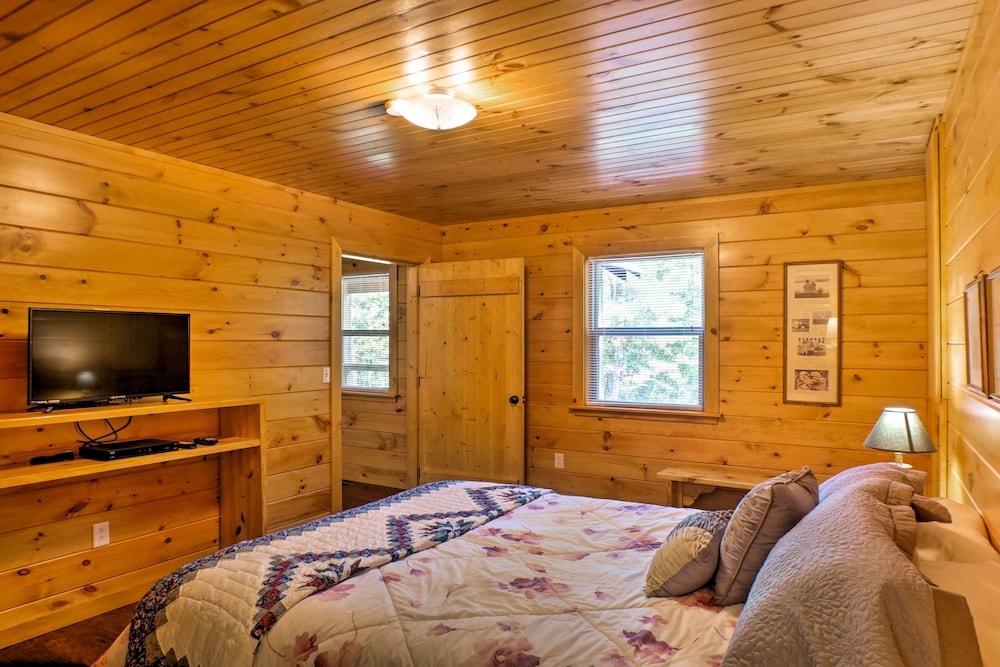 House (2 Bedrooms) photo 1