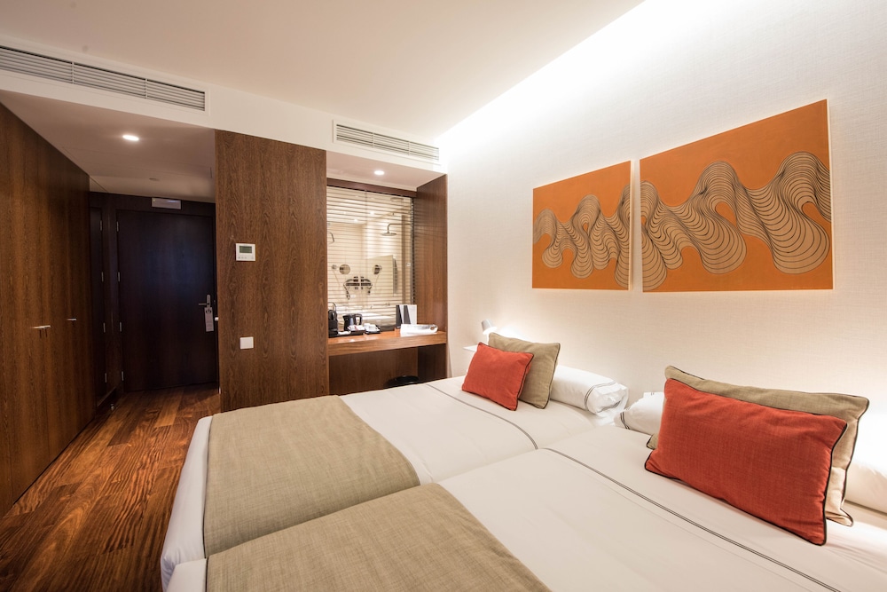 Superior Double or Twin Room - Photo 2