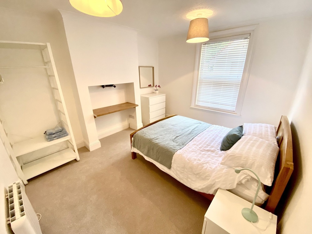 Apartment photo 2