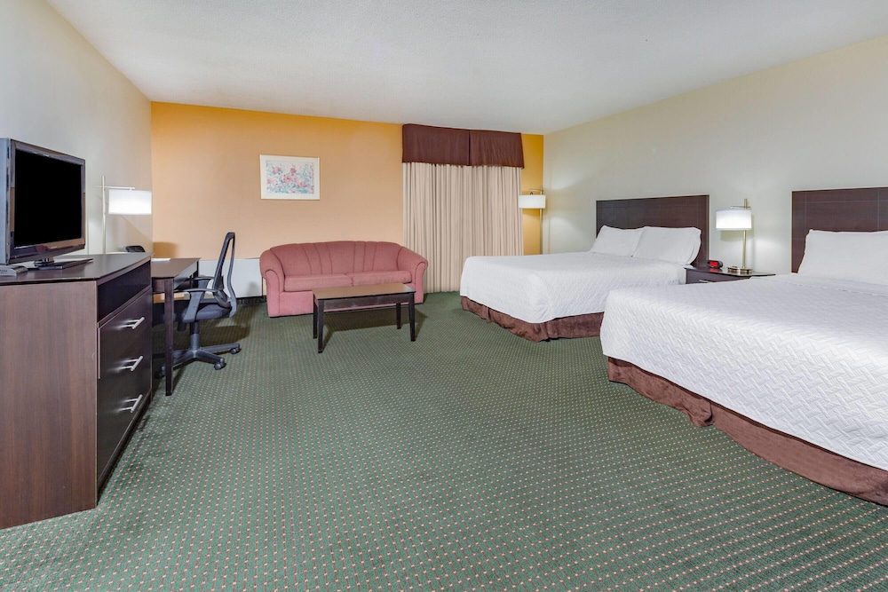 Superior Room, Multiple Beds, Non Smoking (Sundeck) - Photo 1