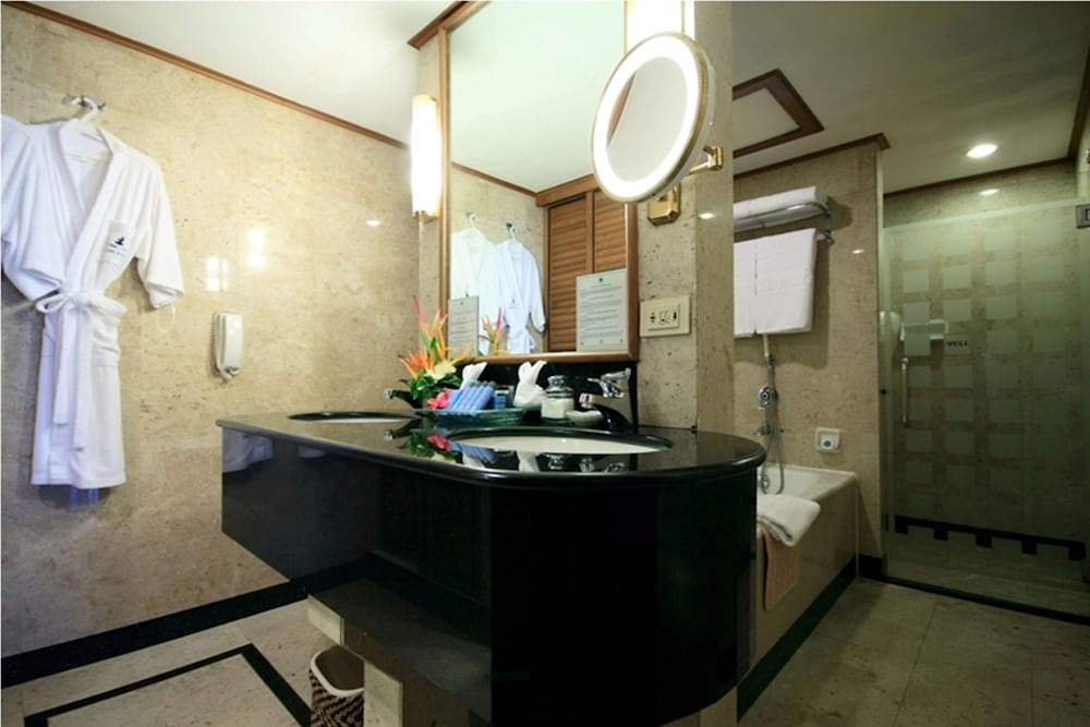 Two Bedrooms Regency Suite