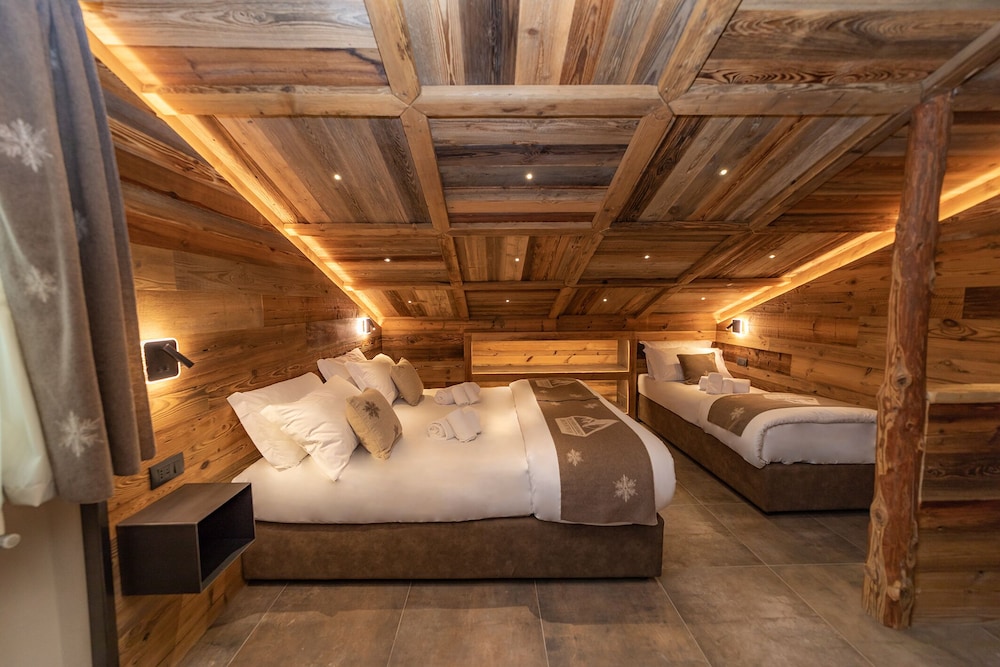 Comfort Triple Room