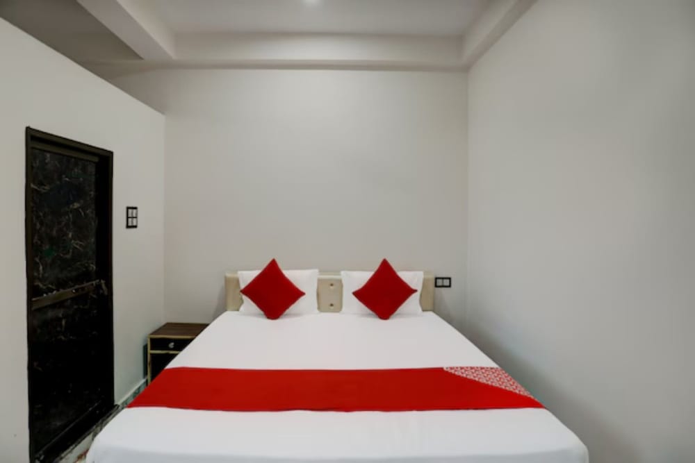 Deluxe Double Room, City View