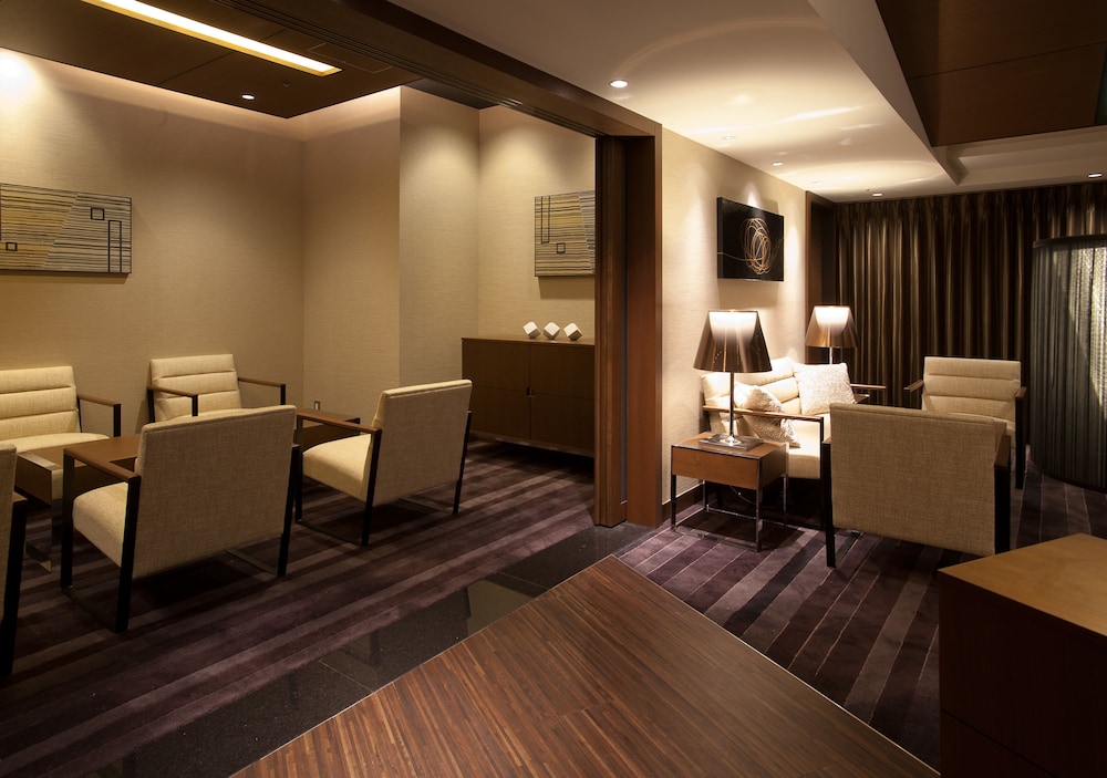 Granvia Twin Room (Higher Class) Non-Smoking (38 square meters) - Photo 12